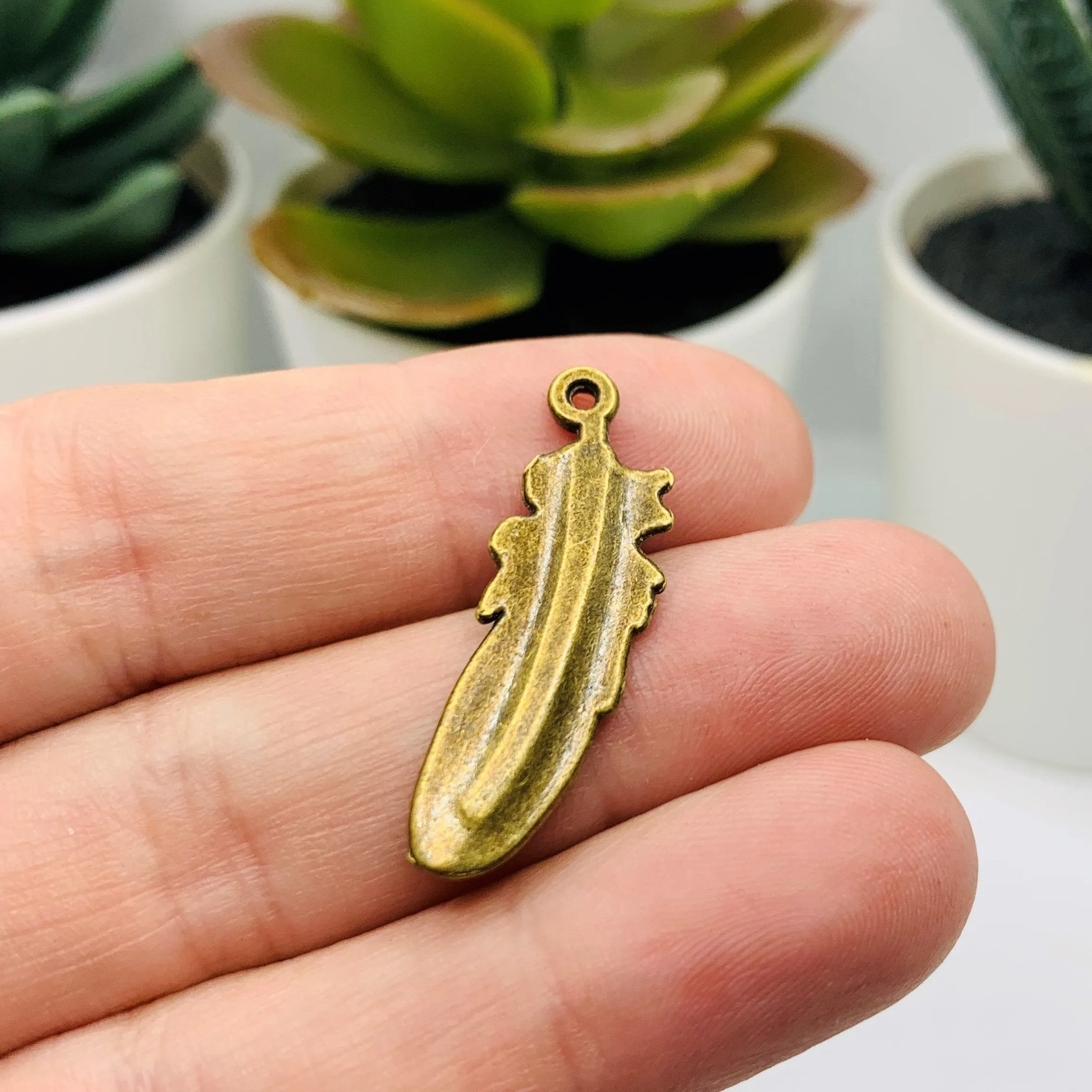 4, 20 or 50 Pieces: Bronze Feather Charms