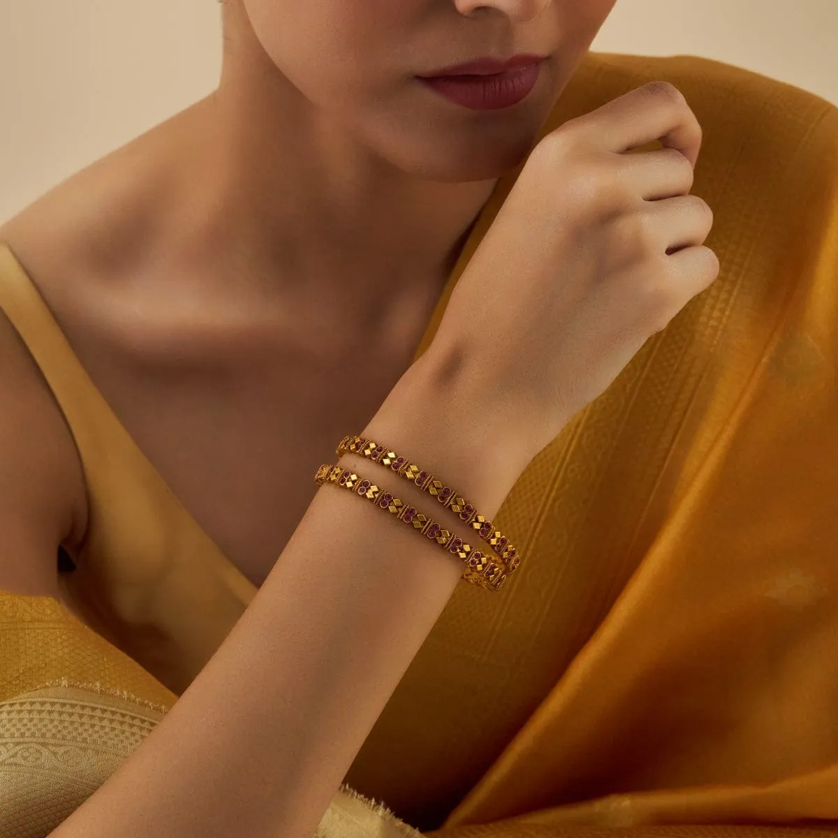 Antique Bangle 170789