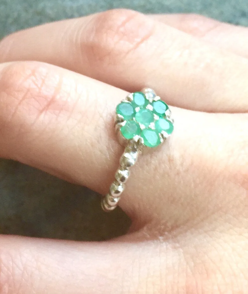 Emerald Flower Ring - Dainty Emerald Ring - Emerald Daisy Ring