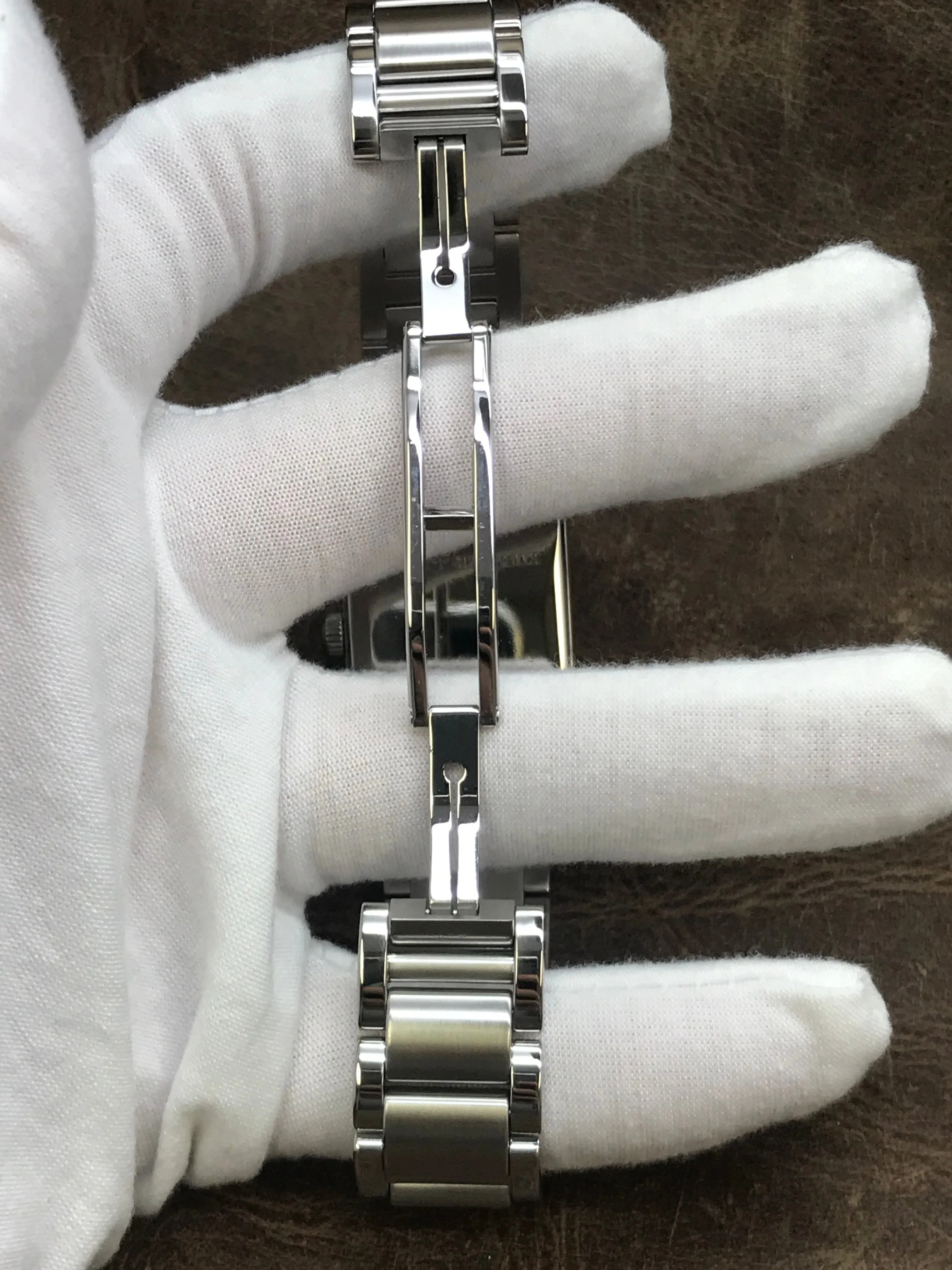 Girard Perregaux Vintage 1945 25930.1.11.105 Silver Dial Automatic Watch