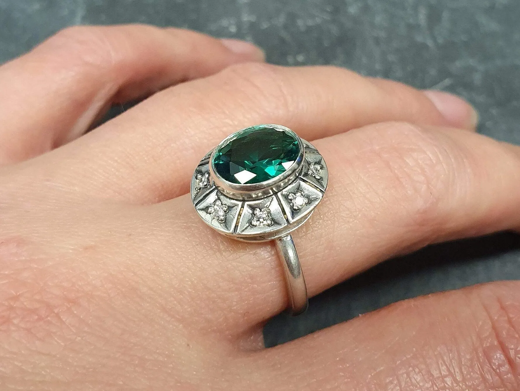 Green Emerald Ring - Green Boho Ring - Vintage Tribal Ring