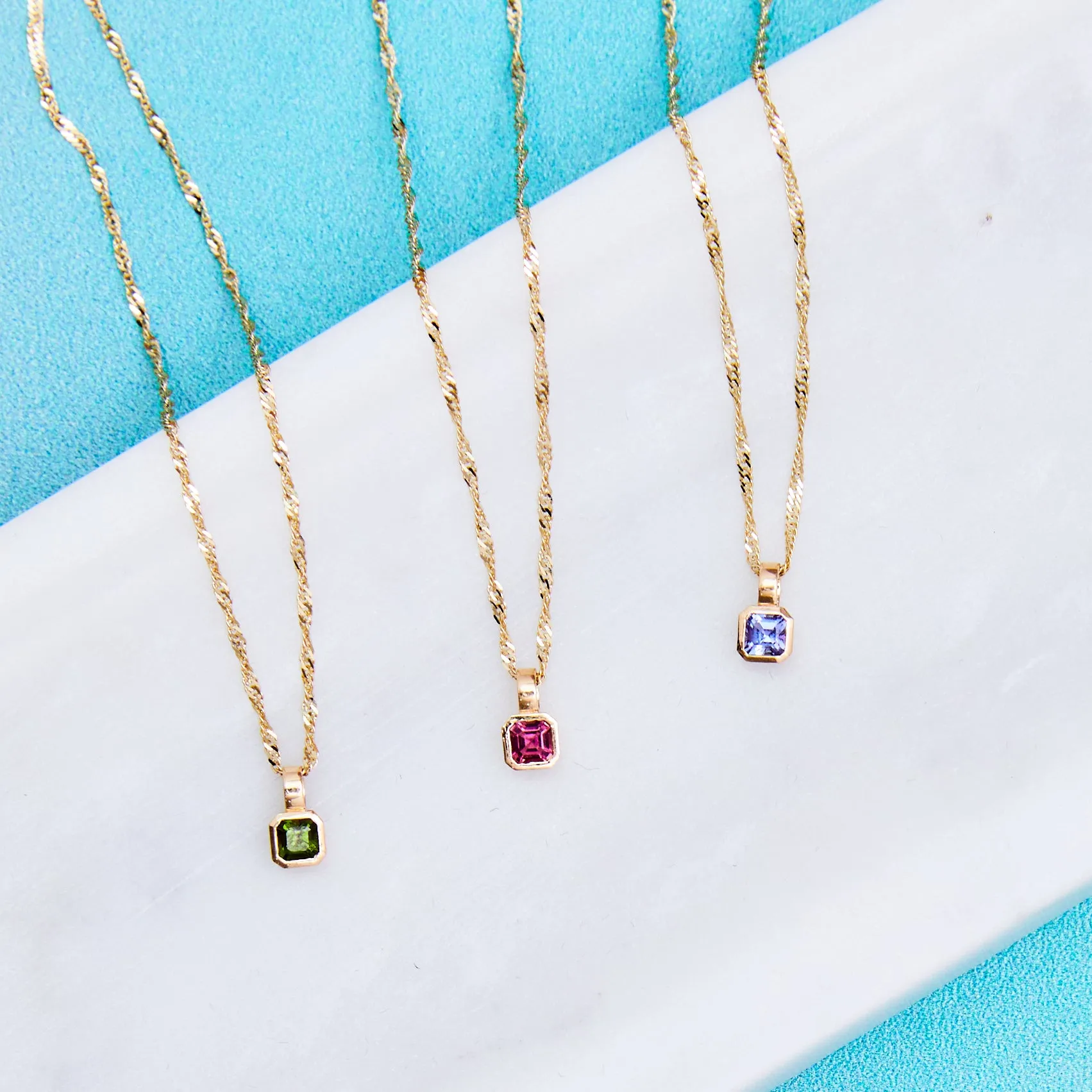 Petite Fern Asscher Charm