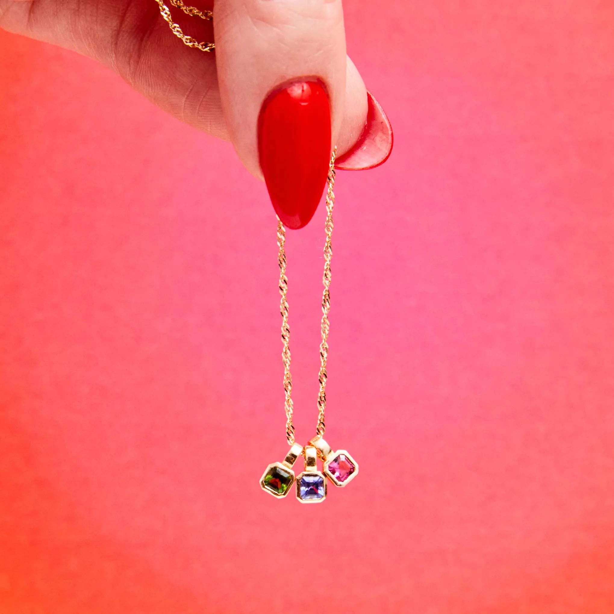 Petite Fern Asscher Charm