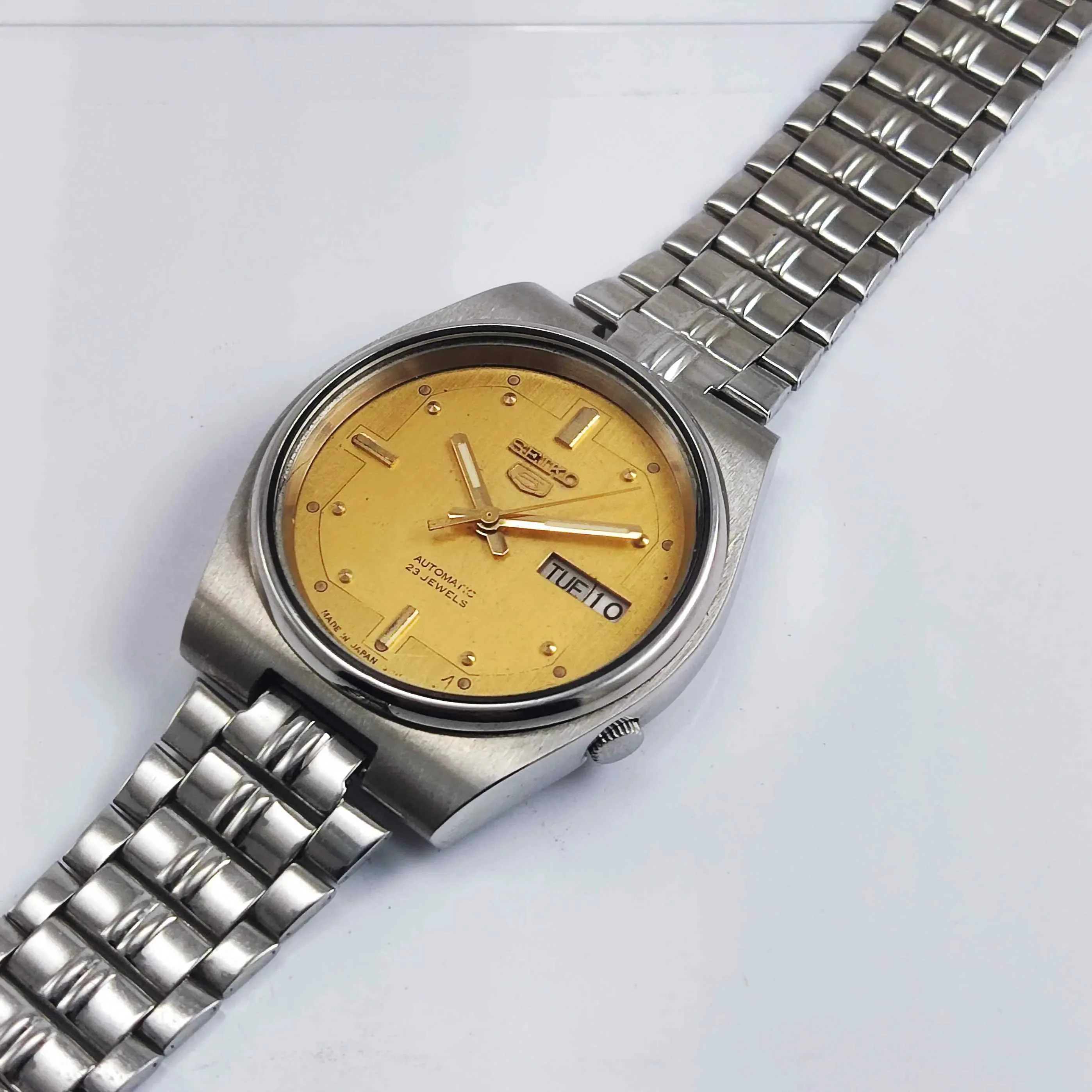 Seiko 5 Automatic 7009A  17 Jewels Golden Dial Men's Watch