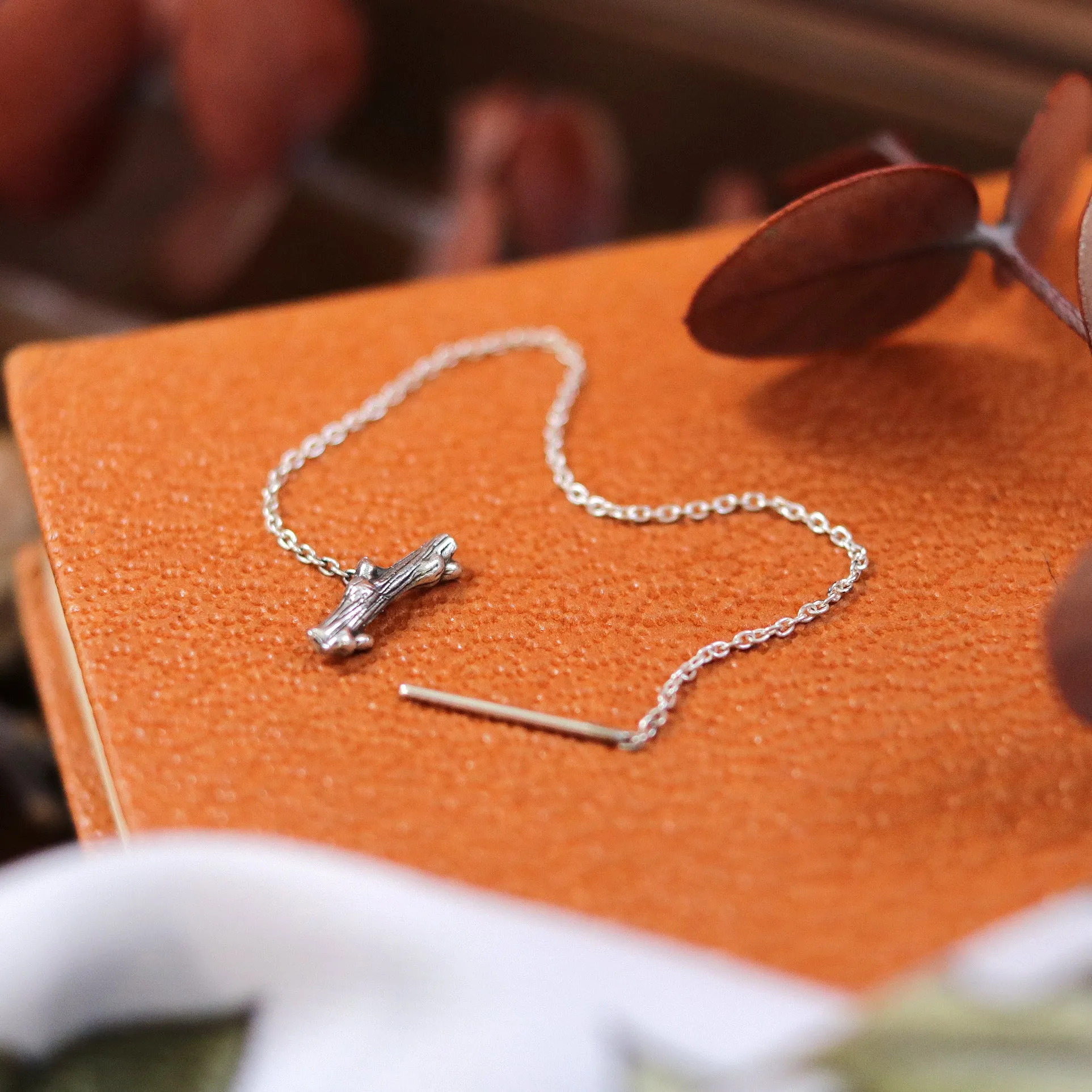 Silvestre Thorny Branch Threader Earring