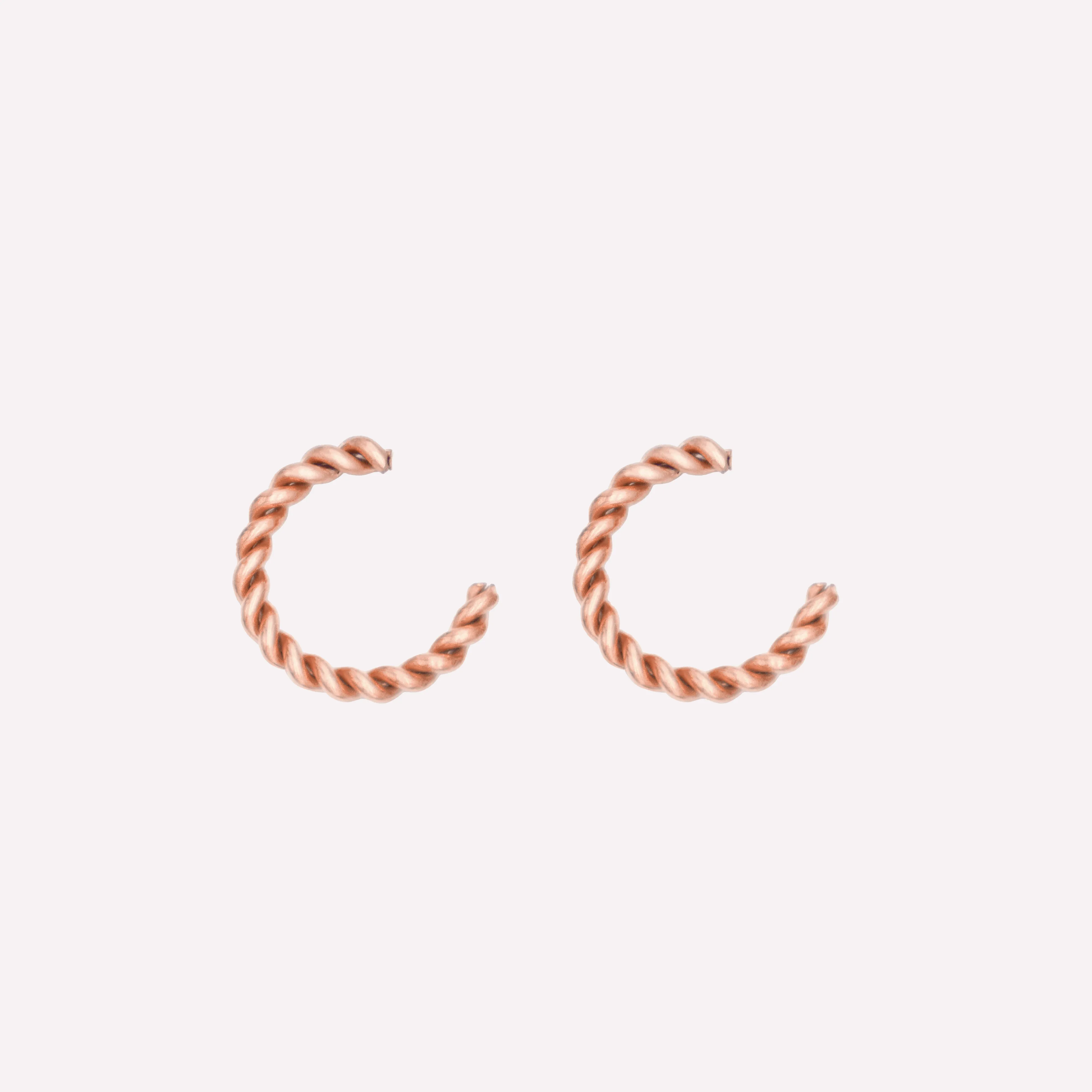 SMALL TWISTED HOOP EARRINGS