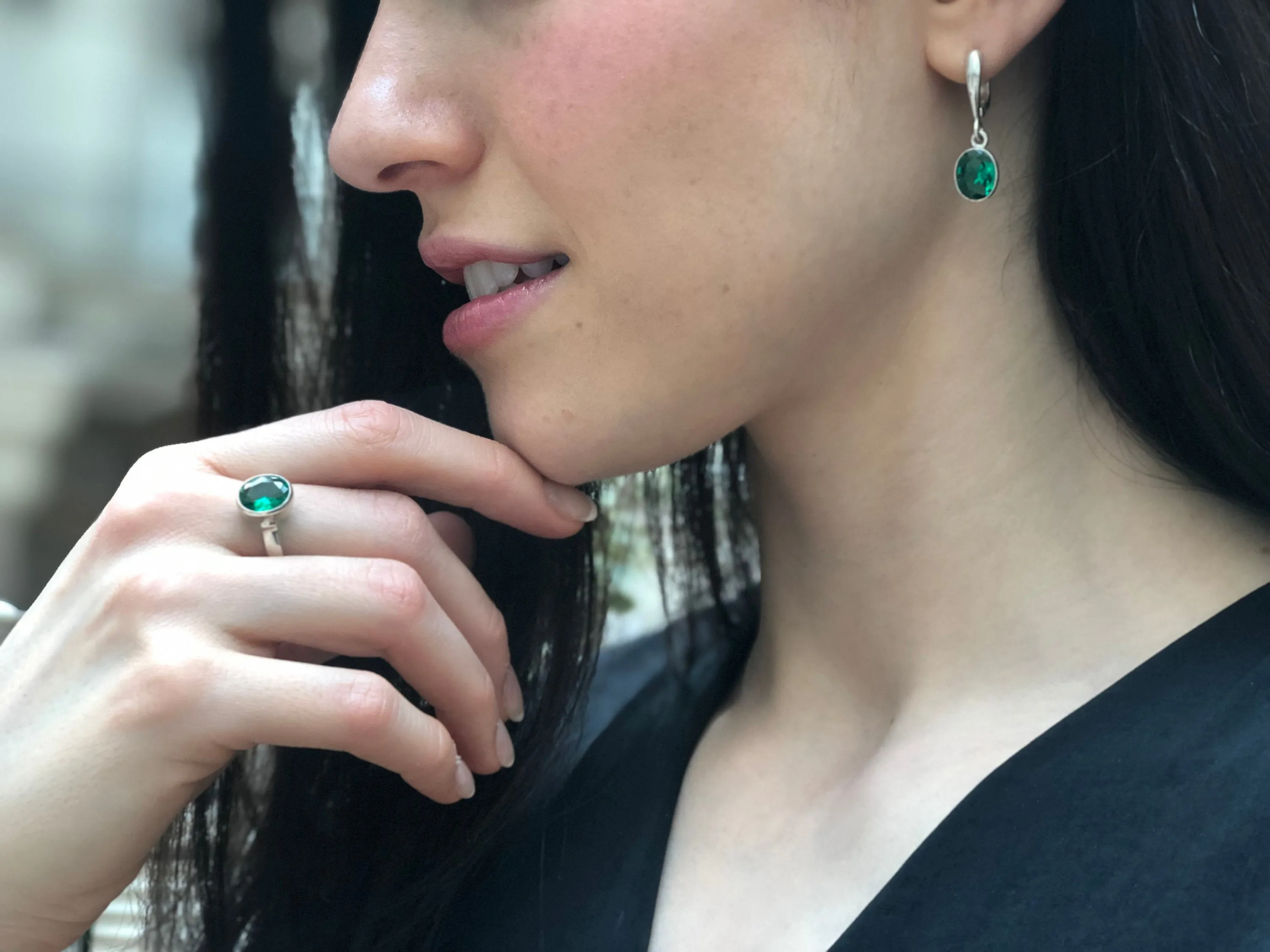 Solitaire Emerald Ring - Green Oval Ring - Vintage Bezel Ring