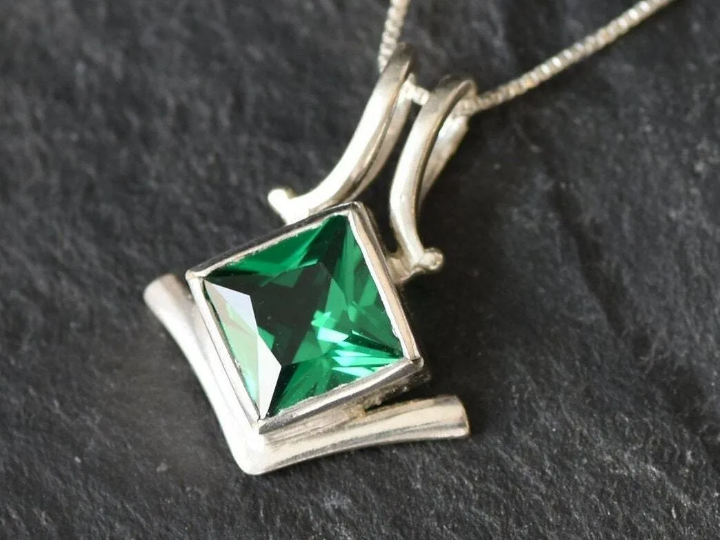 Square Emerald Pendant - Green Square Necklace -  Vintage Square Necklace