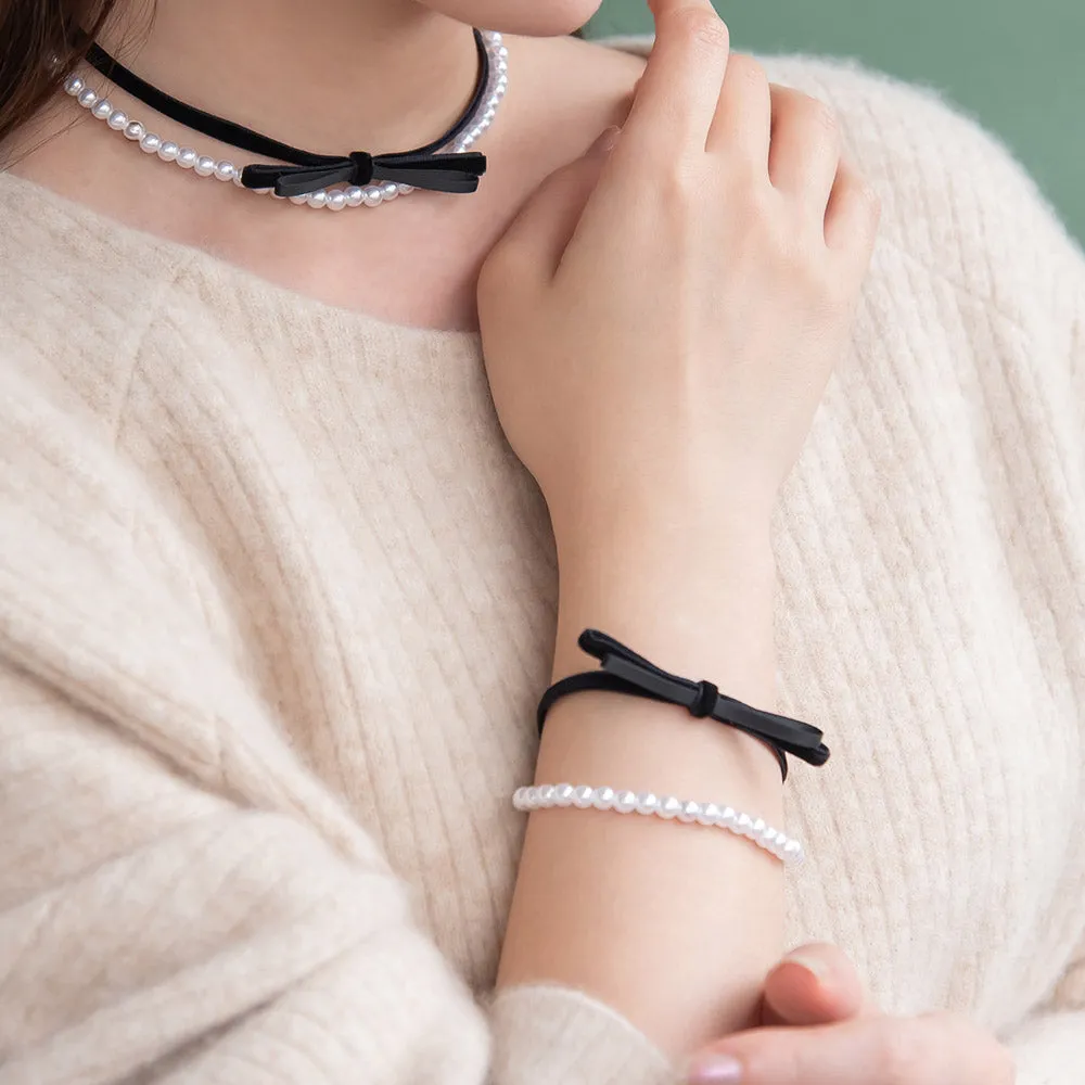 Velvet Ribbon and Pearl Bracelet
