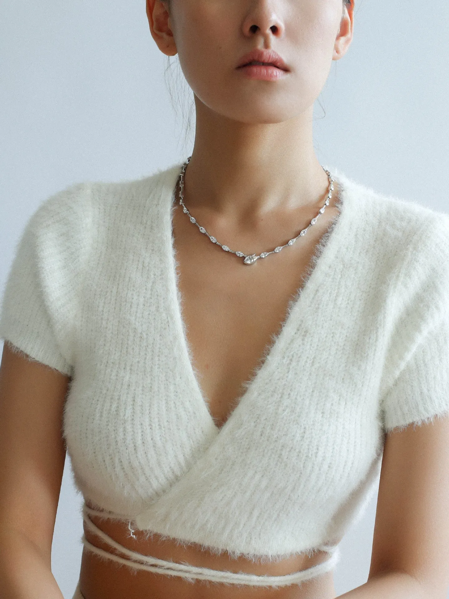 Versatile Zircon-Embellished Choker Necklace