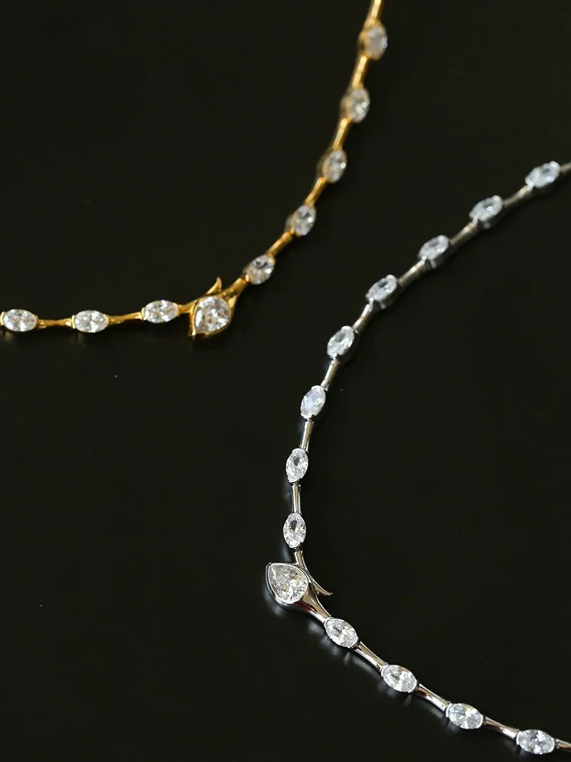 Versatile Zircon-Embellished Choker Necklace