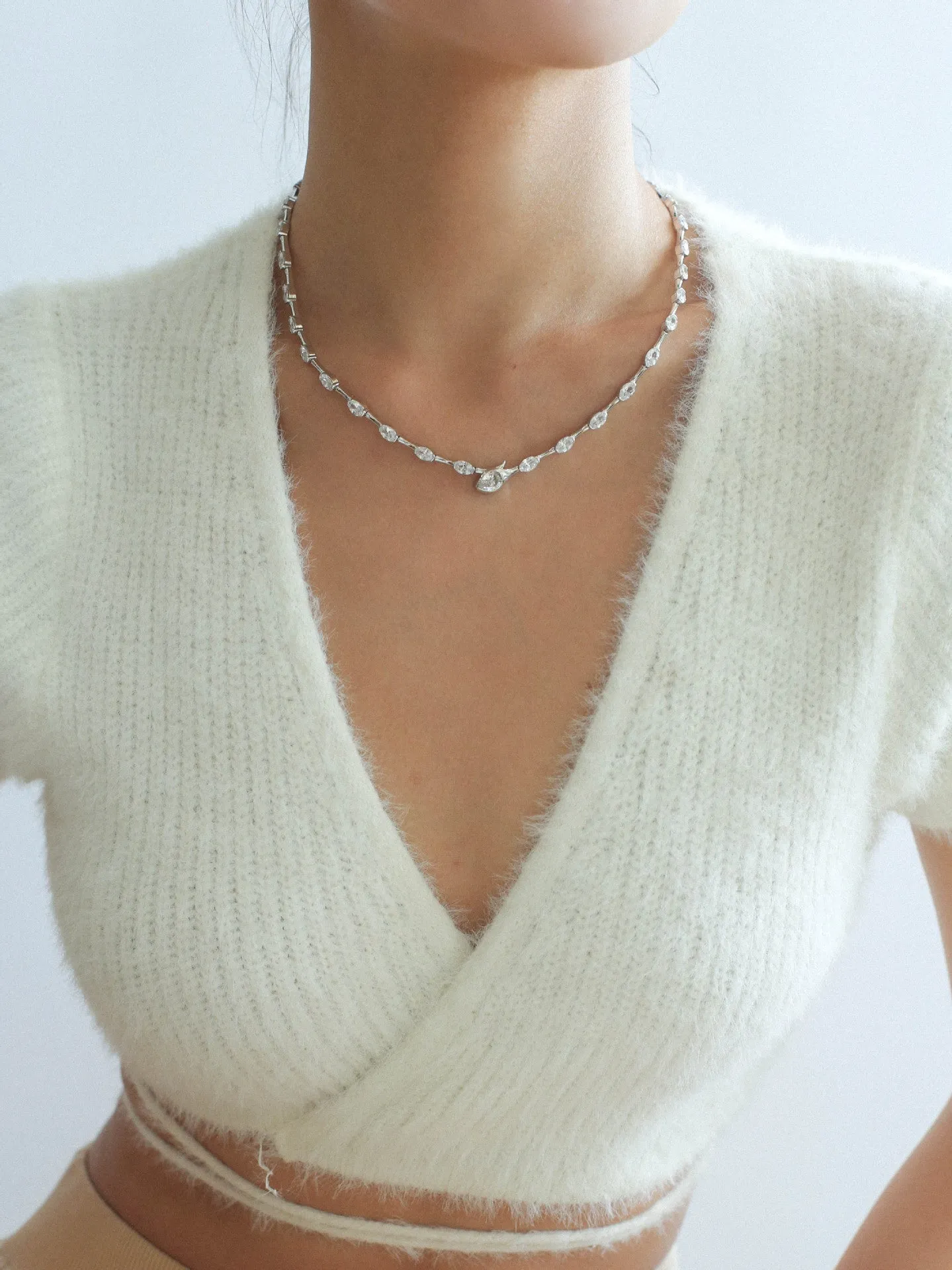 Versatile Zircon-Embellished Choker Necklace